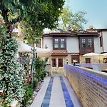 Urcu Αττάλεια