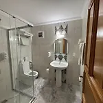 乌尔朱酒店 酒店 3*