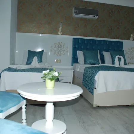 Hotel Urcu 3*