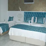 Urcu מלון
