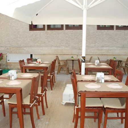 Ξενοδοχείο Urcu 3*