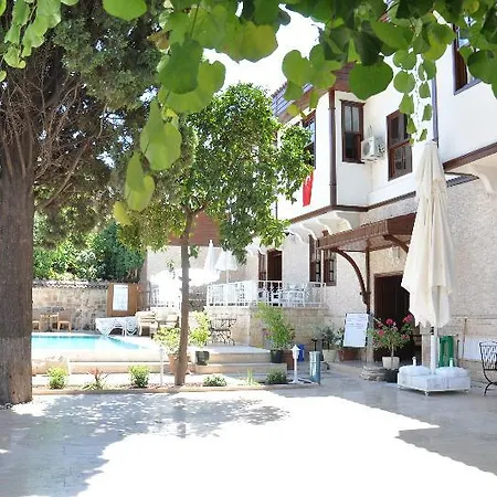 Urcu Hotel 3*
